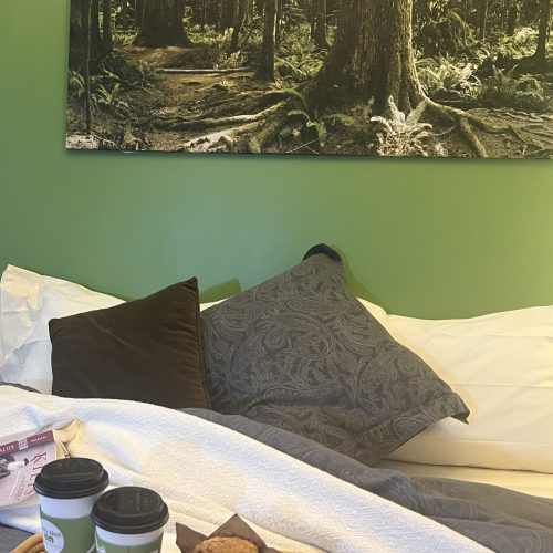 CC-01-05 - With the Owl's Nest Bistro just steps away, grab a fresh roast and retreat back to bed for a slow, indulgent start