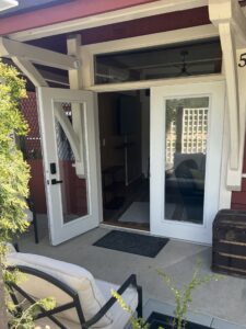 STA-04-12 - Club Car Apartment welcomes you offering one or two bedrooms configuration